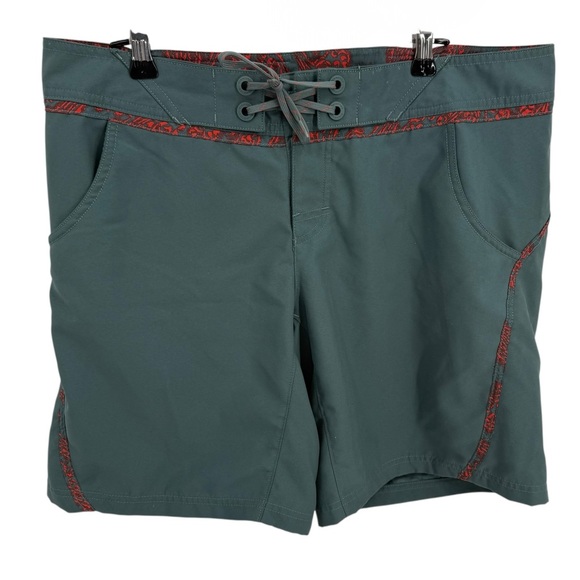 Columbia Pants - Columbia PFG Women’s Viva Bonita Board Shorts Size 12 Omni-Shade Green